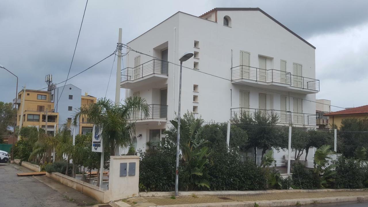 Mountains View Hotel Castellammare del Golfo Bagian luar foto